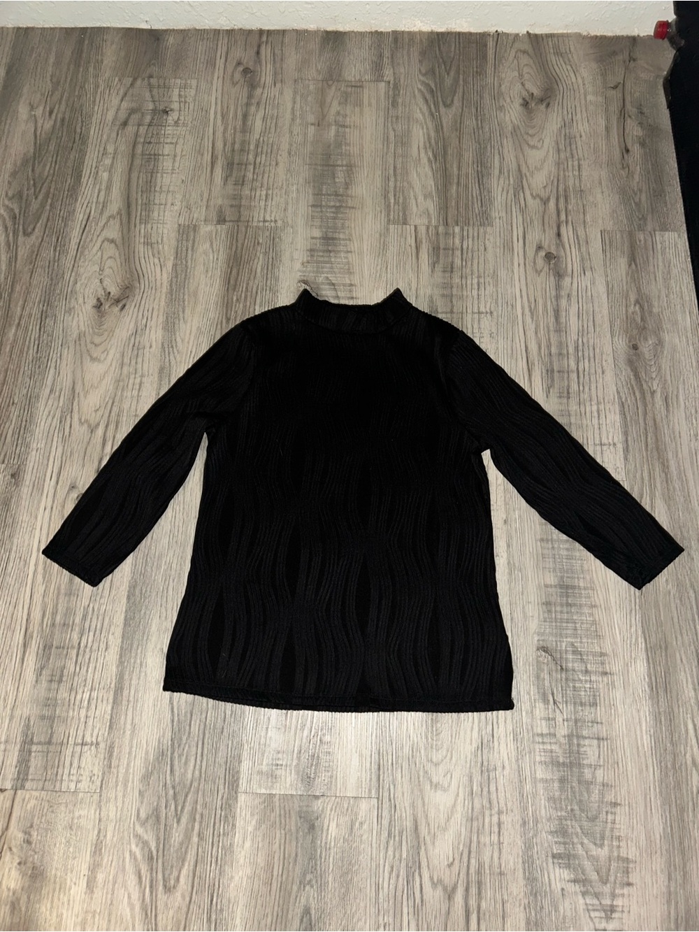 Robert Louis Black Wave-Texture Knit Top